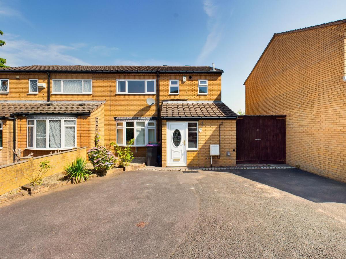 247 Serviced Accommodation In Telford- 3Br House Εξωτερικό φωτογραφία